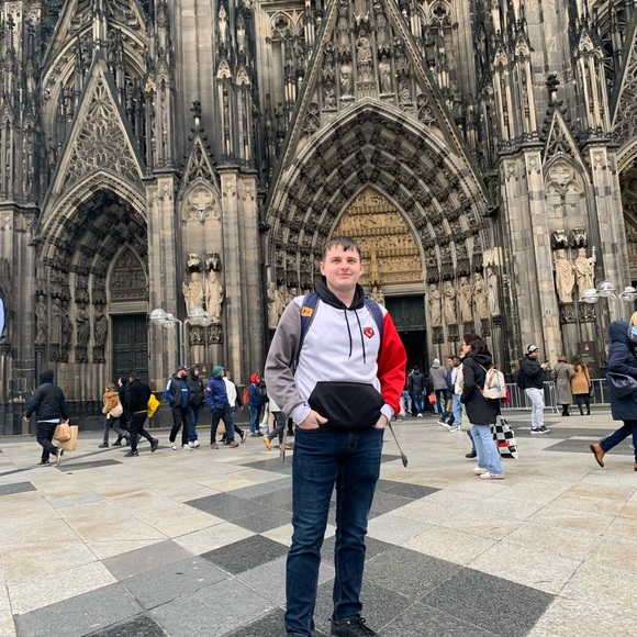 Meet your Posher, Jennifer - Picture 15 of 16